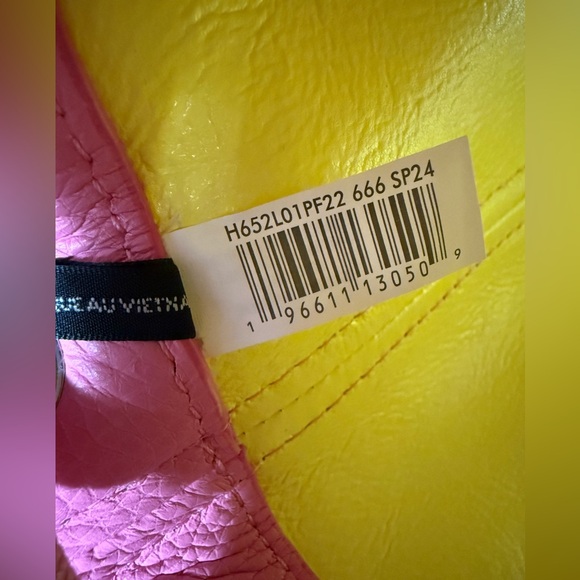 Marc Jacobs The Bucket Bag - Picture 12 of 14